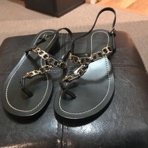 Super nice and new sandal